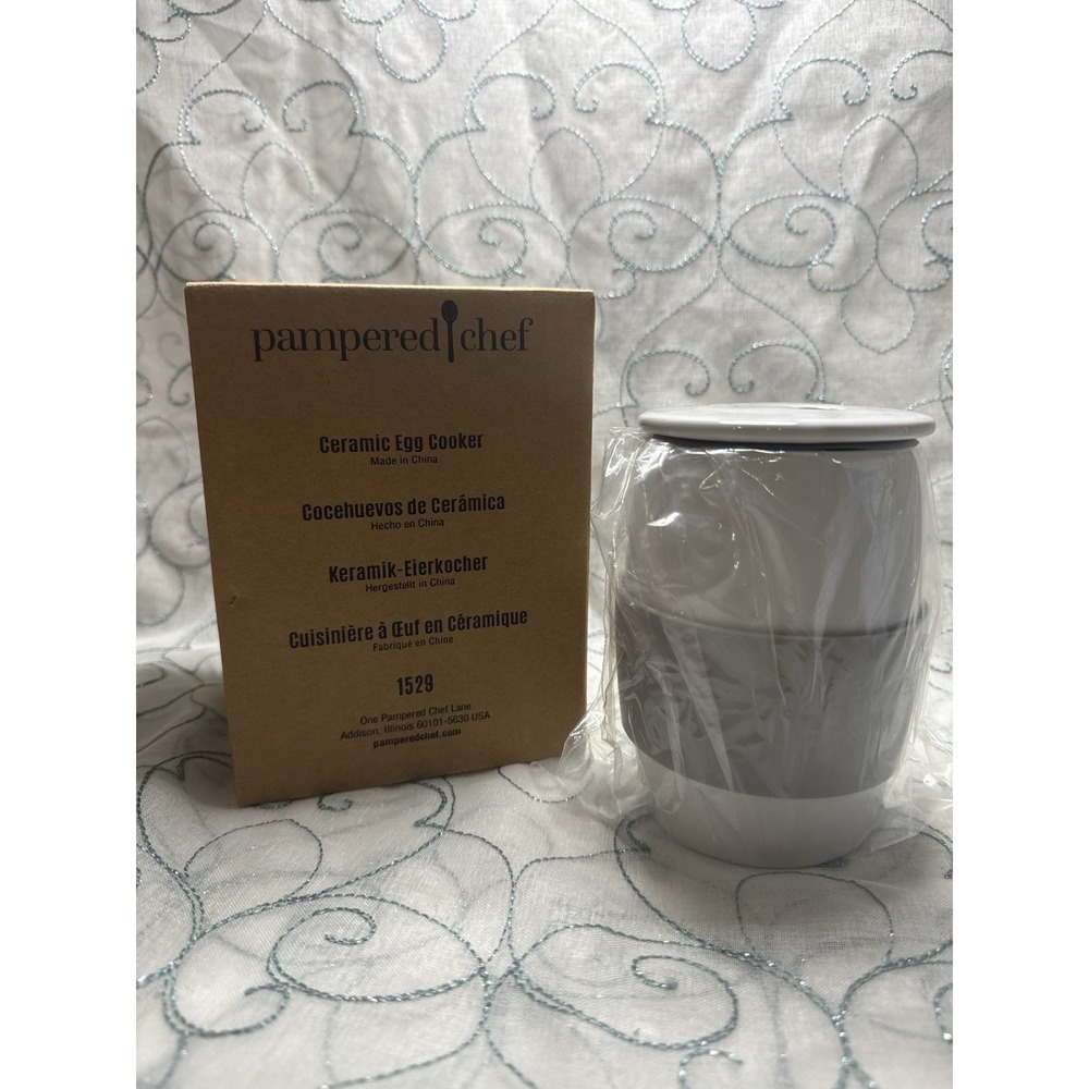 🍳 Pampered Chef Ceramic Egg Cooker #1529 – New in Box